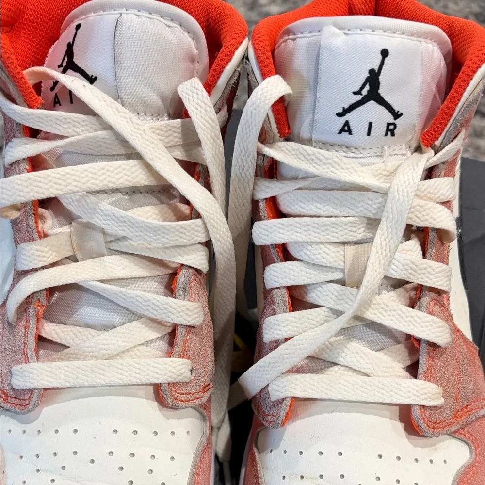 Nike Kids Sneakers - Red and Cream - Picture 6 of 16